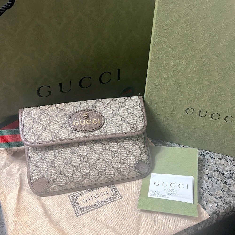 Gucci GG Supreme Belt Bag